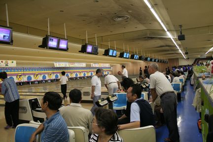 ���l����{�E�����O���(�����G�[�X�{�E��)