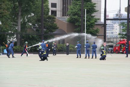 ��O���c�i���{�����h���Ǌ����̔��蒬�Ȃǂ��󂯎����j�̎��Z