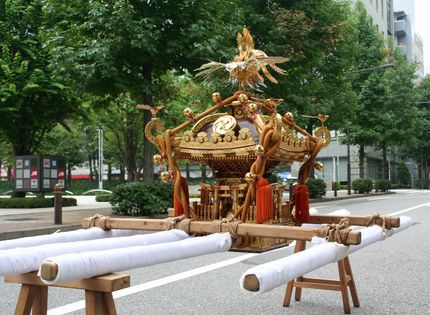 ����E�k�V�x����̎q����`