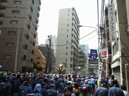 ���w�}���V�����ɕ����Ȃ��ʂ̑傫�Ȑ��Łu���b�V���I���b�V���C�I�v