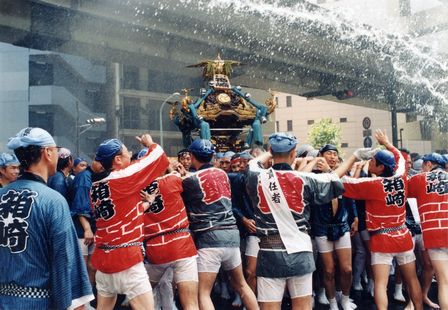 �����ɐ������I