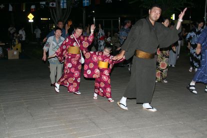 �~�x��i����j