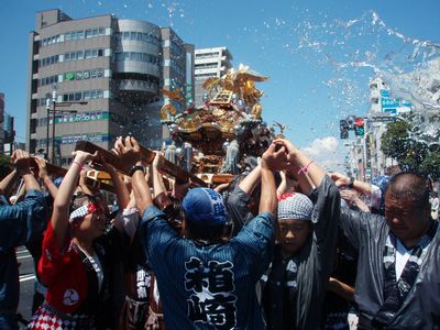 ��Ɍ������Ă̍����I