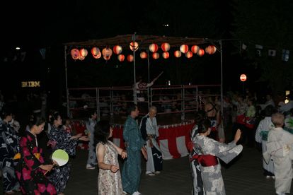 �~�x��i����j